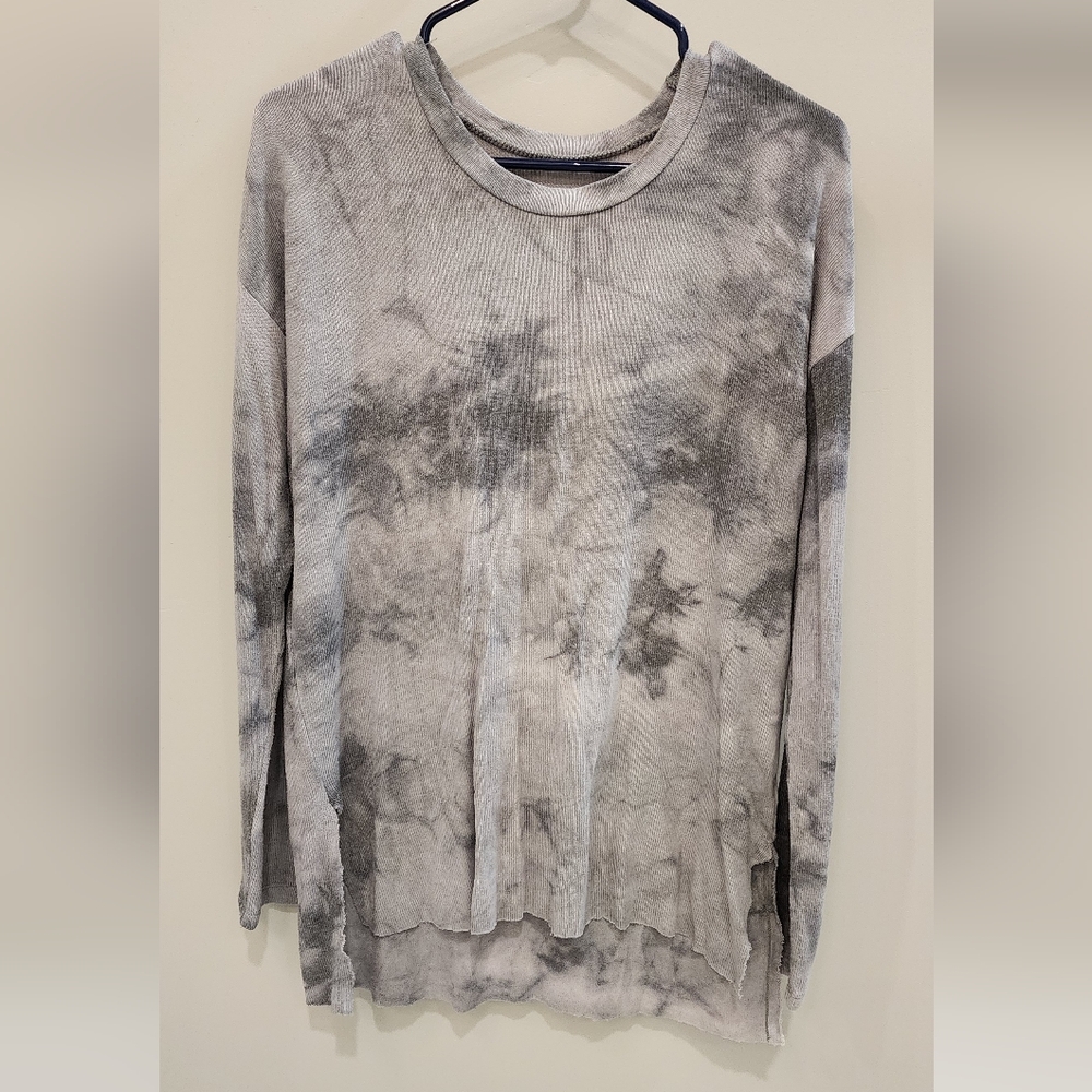 American Eagle shirt